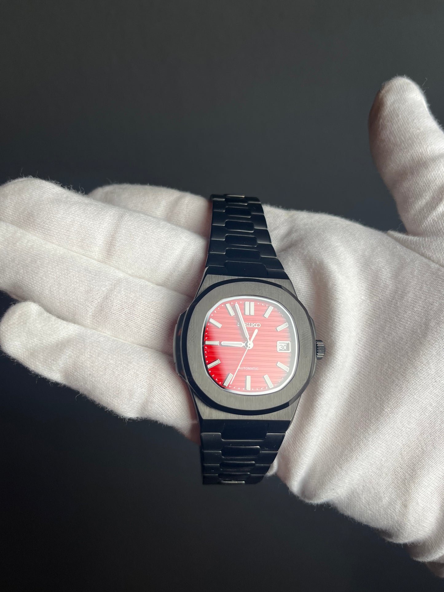 NAUTILUS BLACK CHERRY MOD