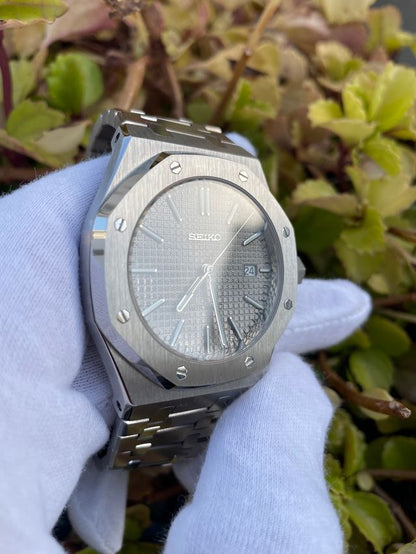 Royal Oak Light Grey Mod